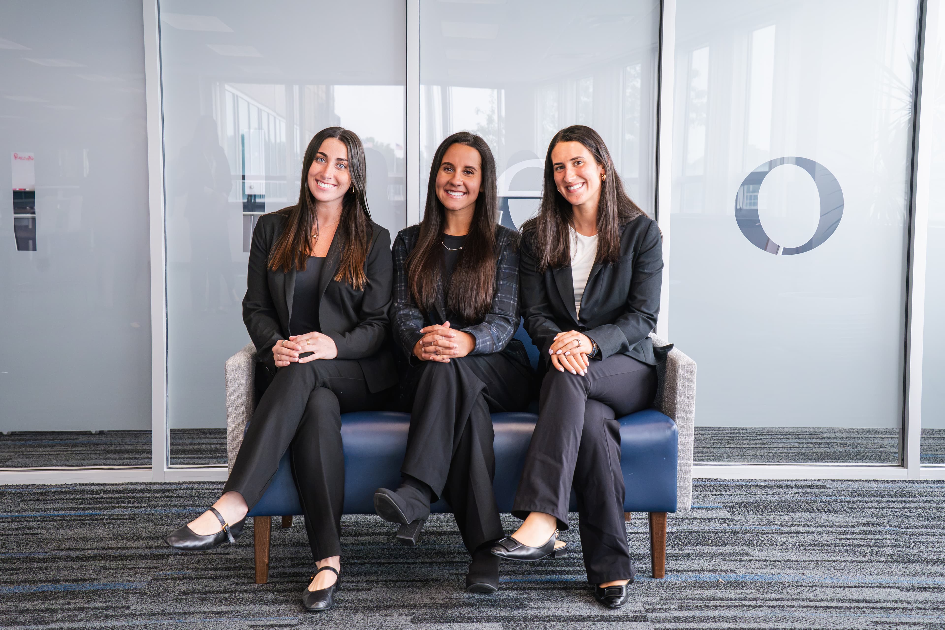 Members of the Vi-Leon medical device team